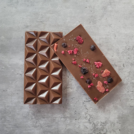 Milk Chocolate & Berries Bar